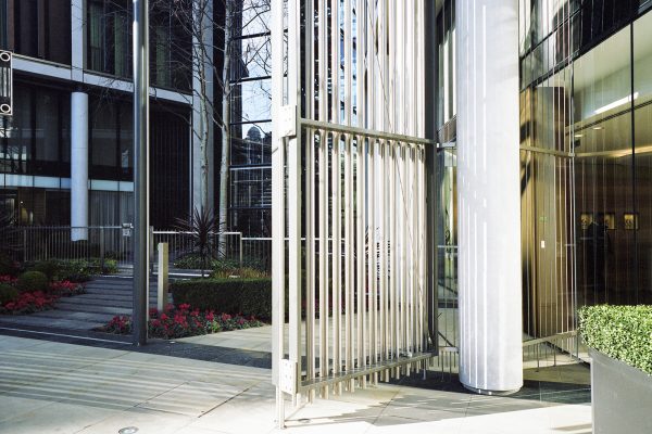 Facade, Robert McCormack