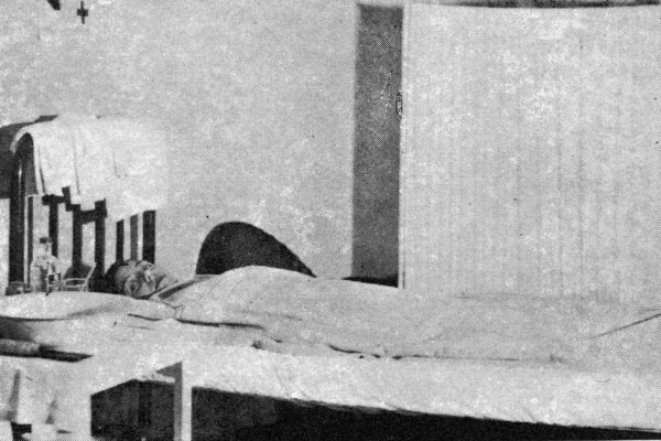 Lay Her Down Upon Her Back, Róisín White